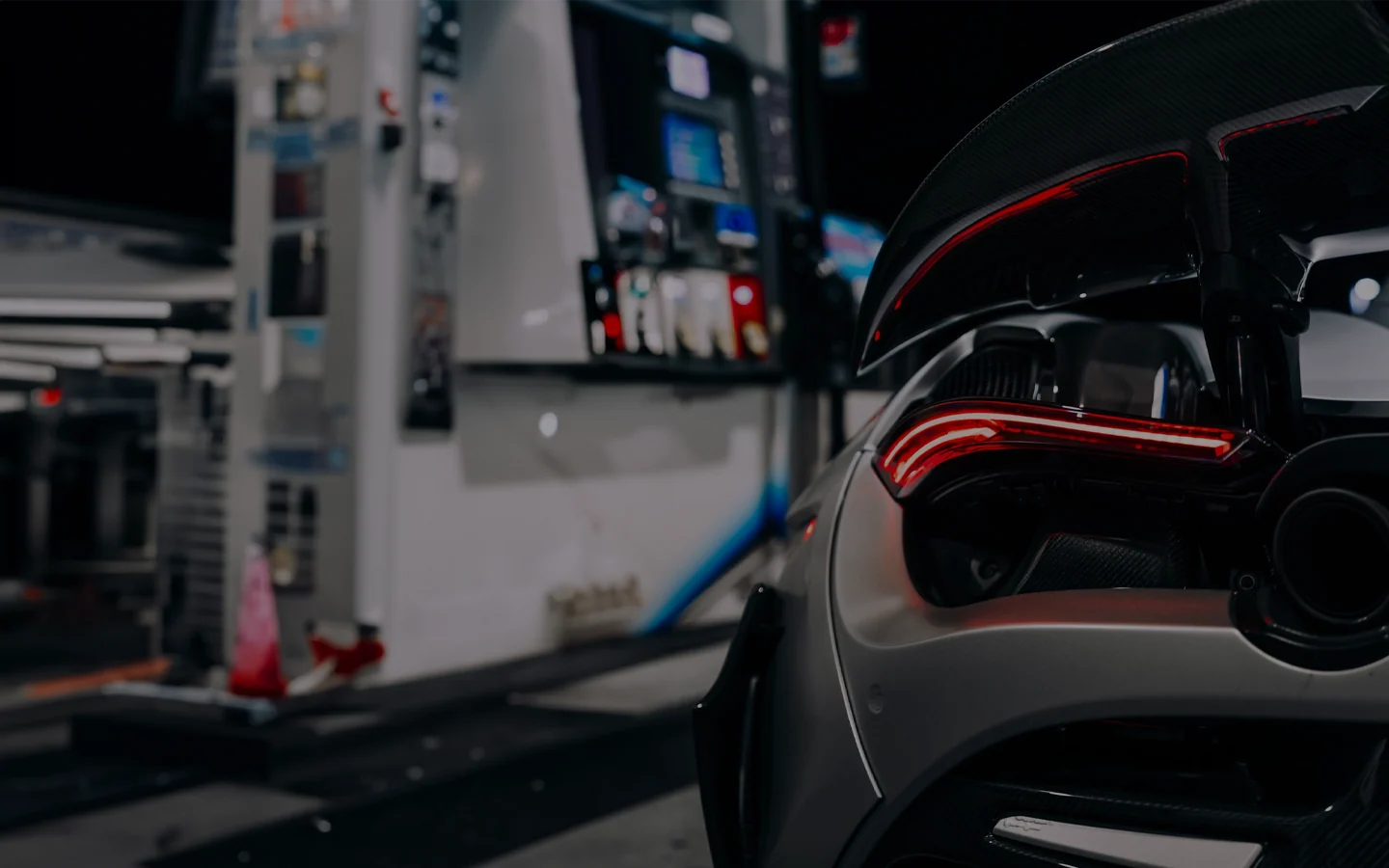 Precision Performance. Carbon Style.